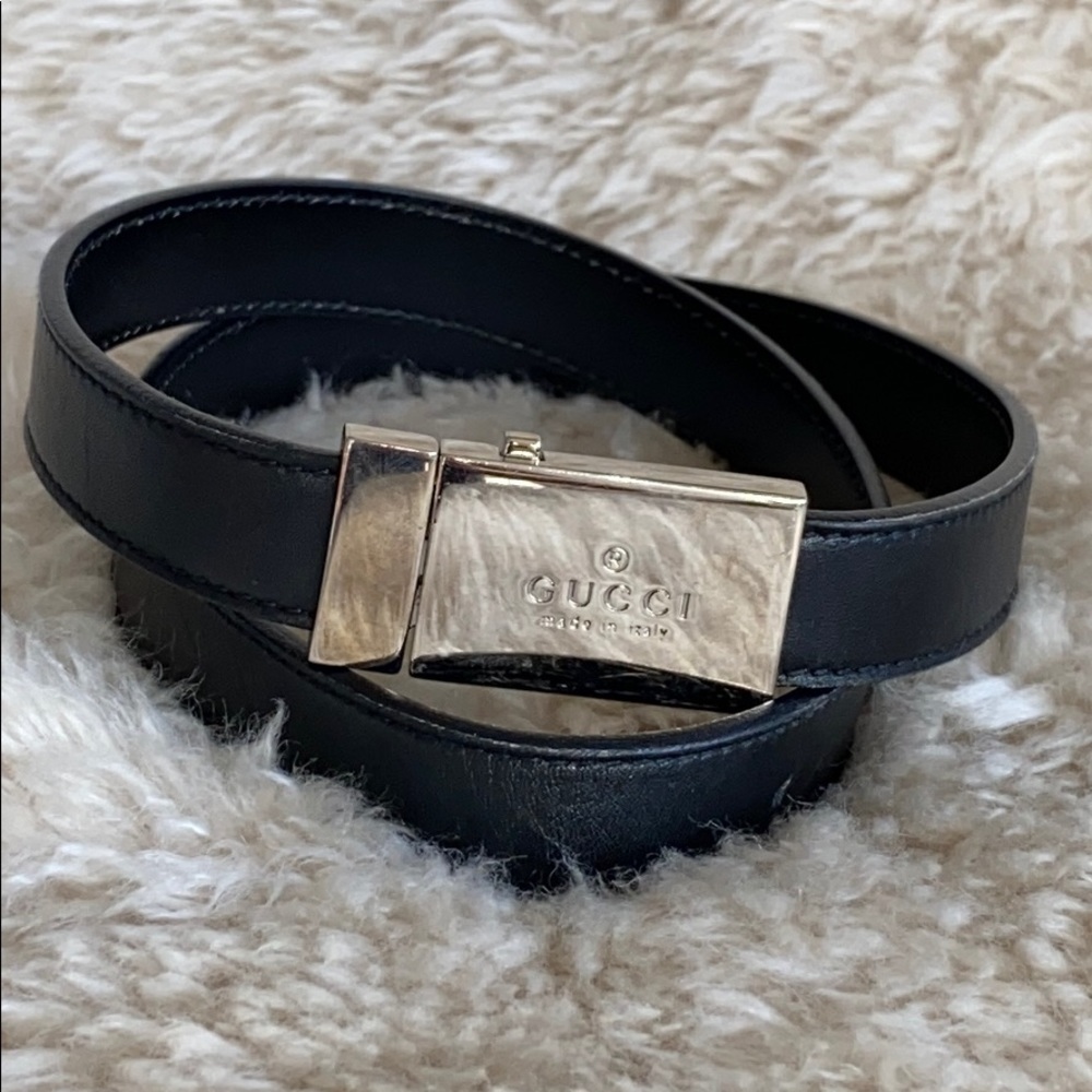 Vintage Gucci clasp belt silver buckle black leather
